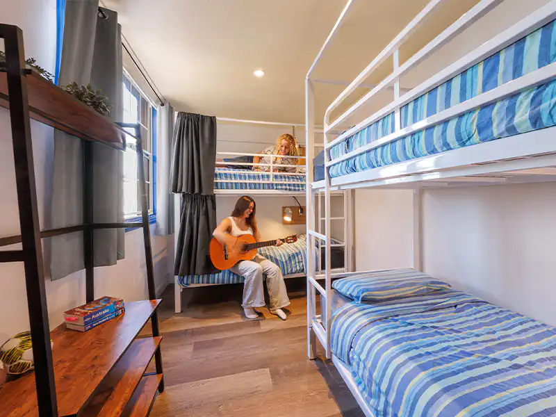 4 Bed Mixed Dorm / Private Room 4 Beds